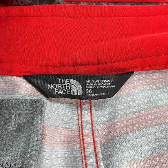 The North Face Boardshorts Men's Size 36 Red & Gray Camo Beach Swim Trunks - Picture 9 of 12